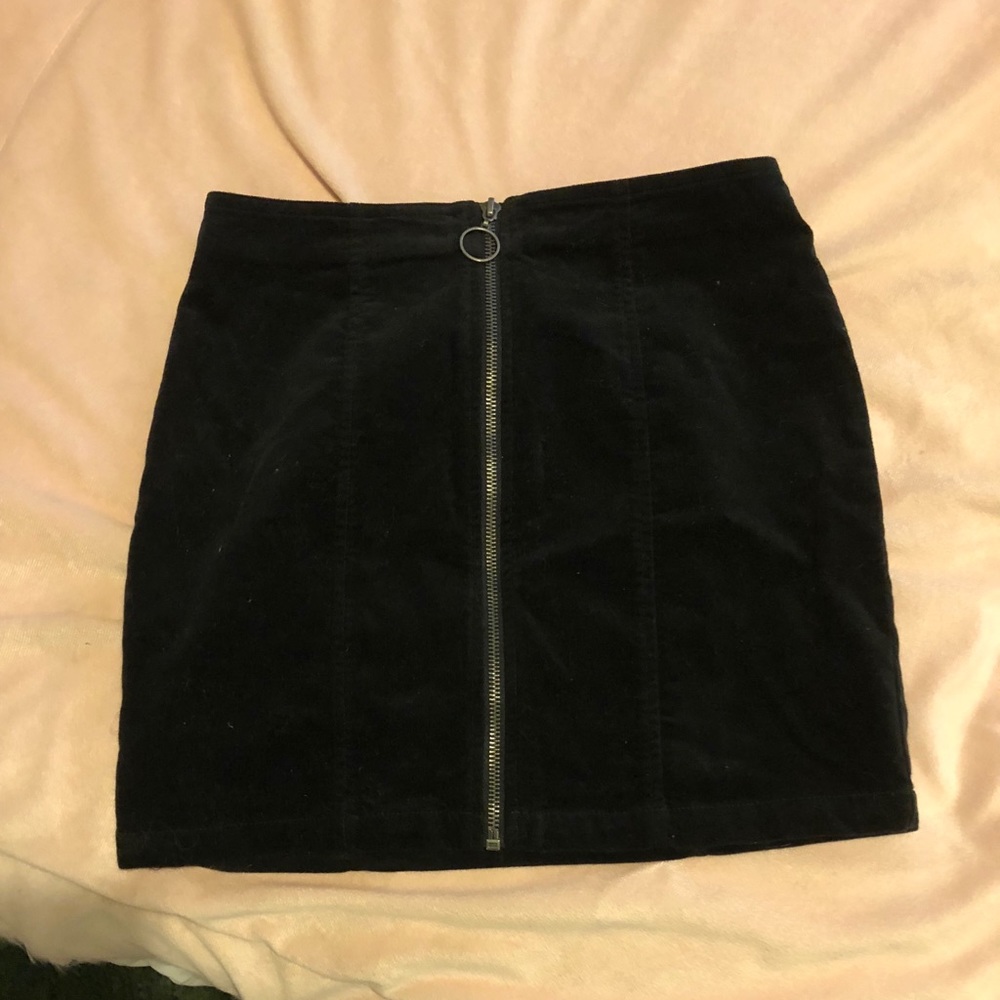 Black skirt